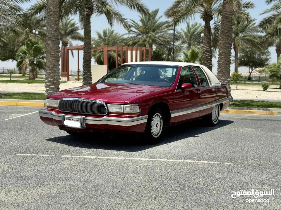 Buick Roadmaster 1993 (Red)