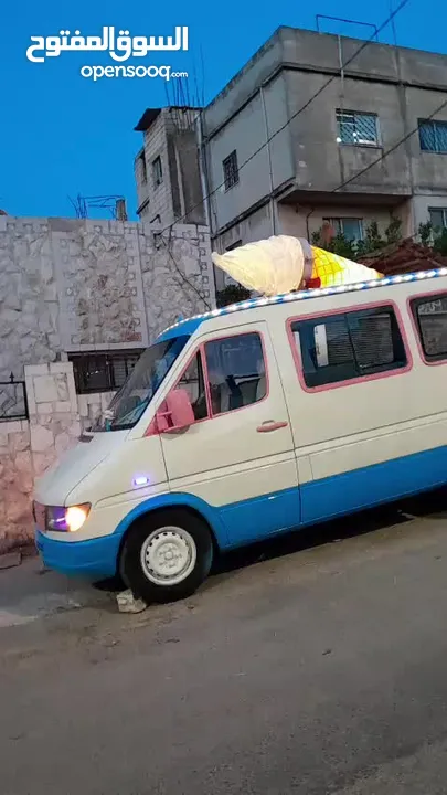 باص ايس كريم للبيع مشروع كثير ناجح