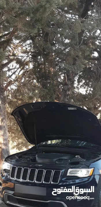 جيب جراند شيروكي 2016 ليمتد فحص كامل بانوراما  لون مميز جدآ واضح ممشى قليل  Jeep  4x4
