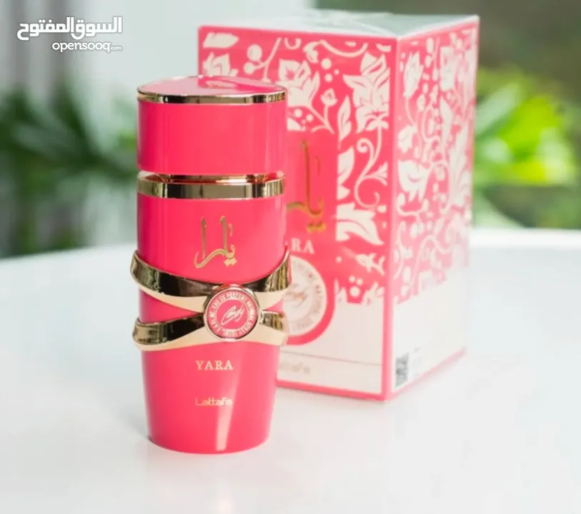 عطر يارا كاندي احدث اصدار من عطور يارا عطر زاهري فواكه جورماند النساء  قلب العطر الحلوي..
