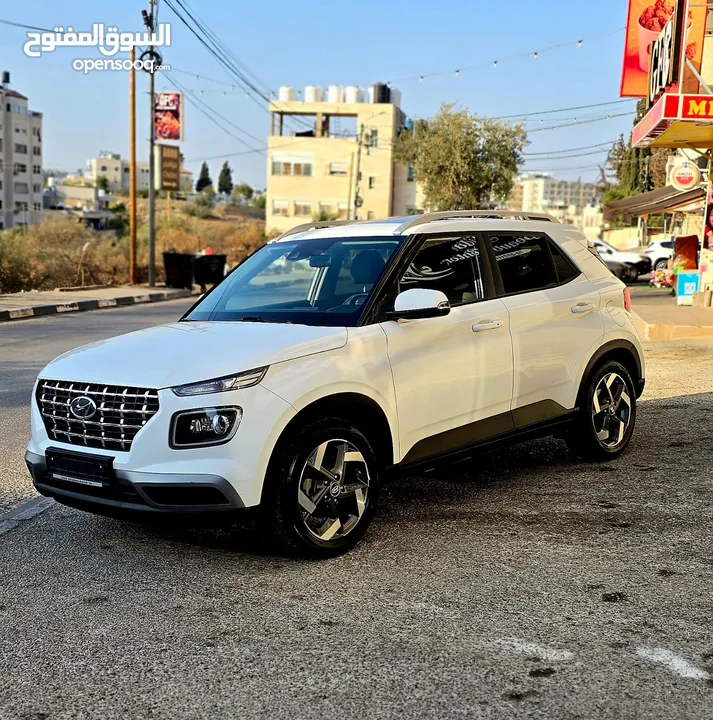 سعر مغري للمعني هنداي فينيو فتحة سقف فل اضافات