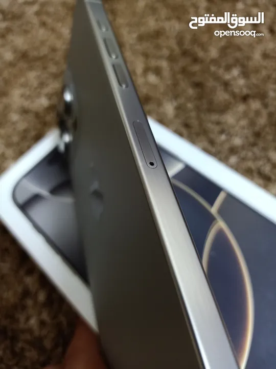 Iphone 15 pro max 256 Natural Titanium ايفون 15 برو ماكس 256 شرق أوسط