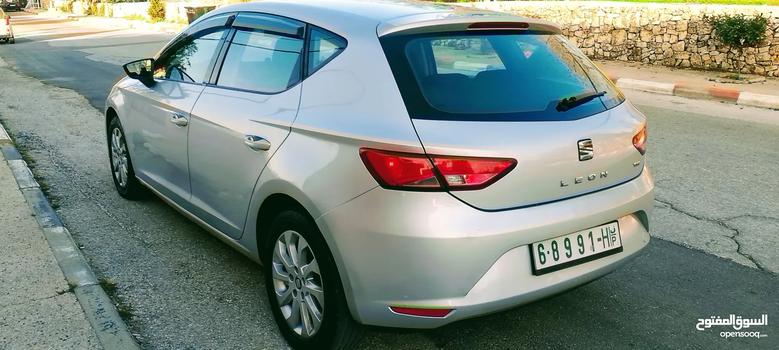 سيات ليون جير عادي