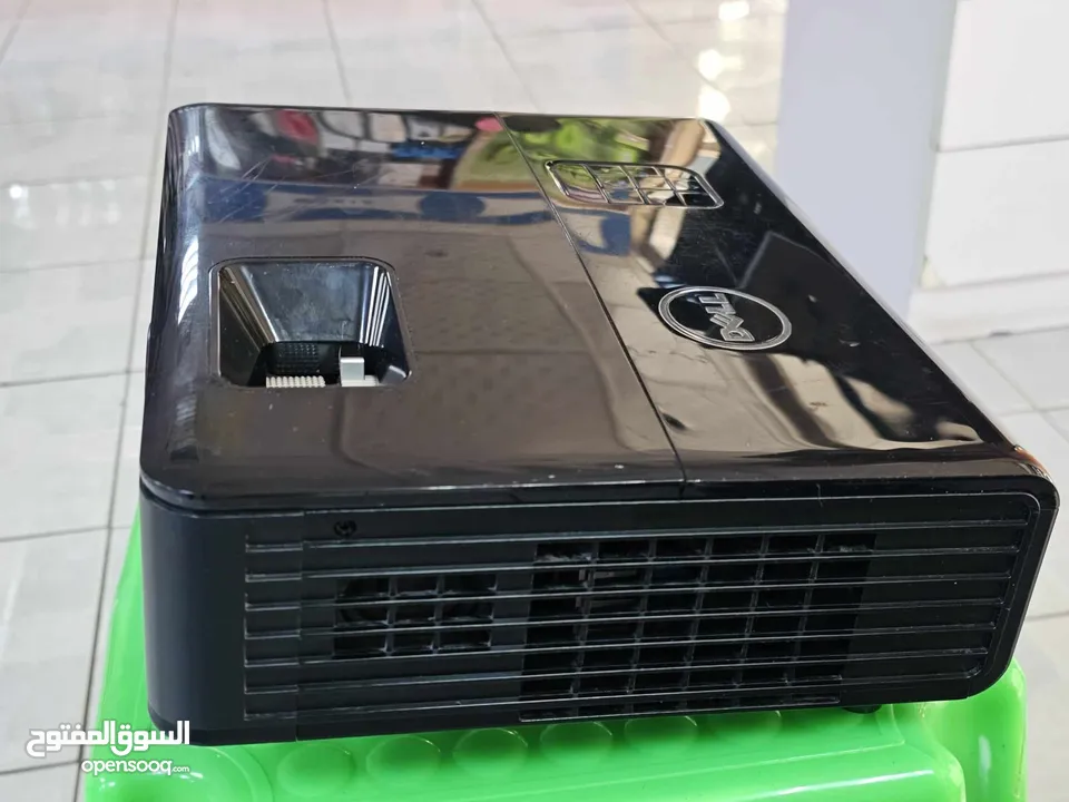 Dell 1420X Conference Room Projector