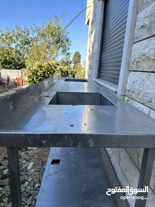 معدات مطعم للبيع