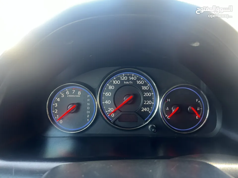 هوندا سيفيك 2002محدثه 2005 فل كامل جير اتوماتيك