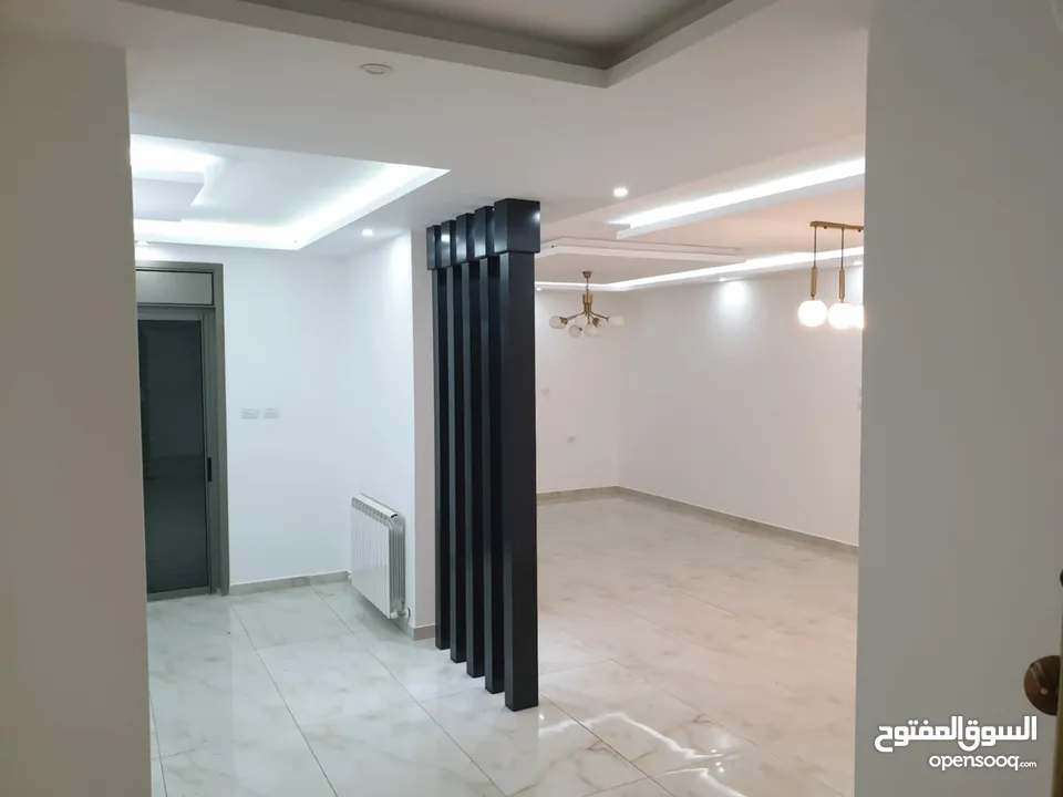 شقة فاخرة للبيع في الطيرة – 185م – تشطيب جديد