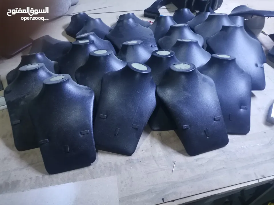 كل ما يلزم محلات الذهب والفضه  والبازارات تفصيل تواصي حسب الطلب  باسعار جدا منافسه