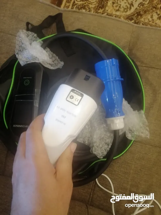 شاحن سياره مع WIFI