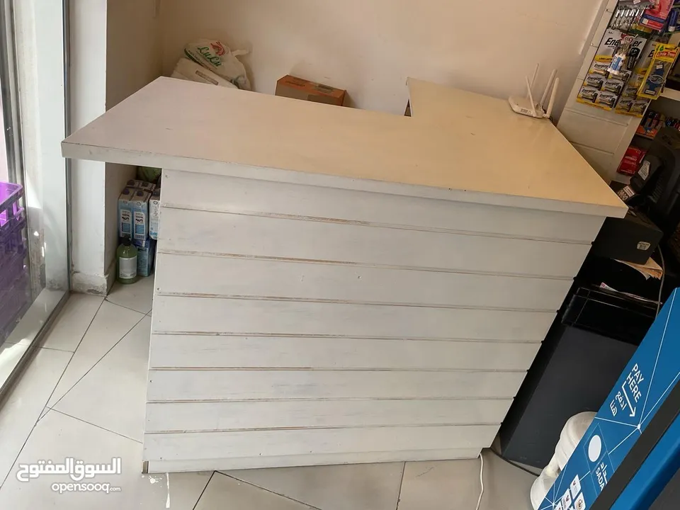 Office Desk for urgent sale in Zinj