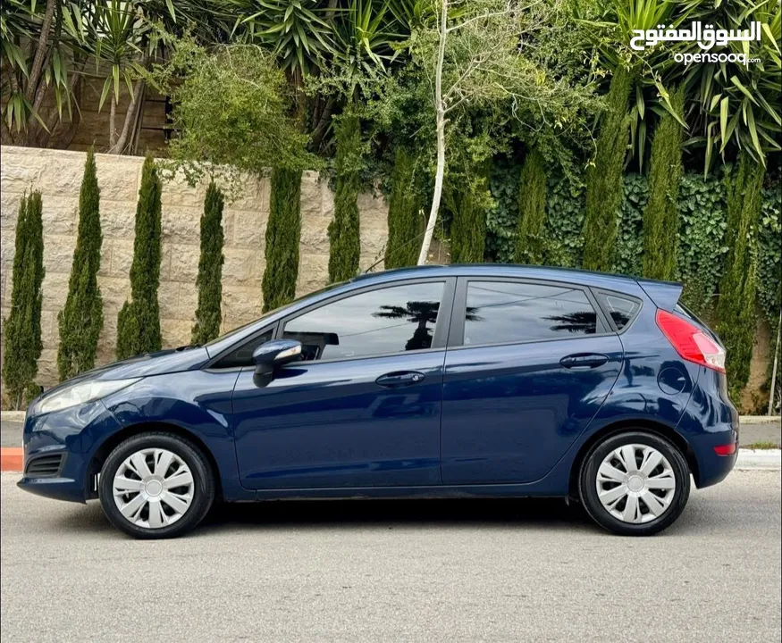 ‏Ford Fiesta 2015 ، اوتوماتيكك ، مطور 1600 فحص ممتاز تخلو من الحوادث ، بوية الشركة  Abu kwaik Motors