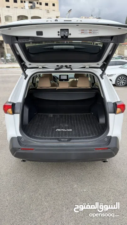 تويوتا RAV4 ترخيص 2023 محرك 2500 هايبرد  جير أوتوماتيك 296 حصان