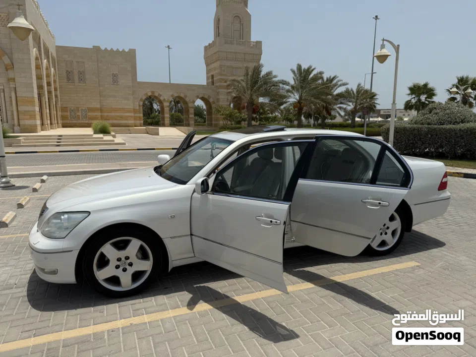 للبيع Lexus Ls 430 وكالة البحرين فل الترا