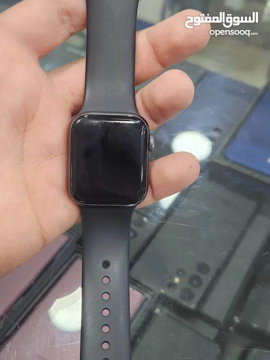 Apple watch 4 40mm بسعر مميز جدا