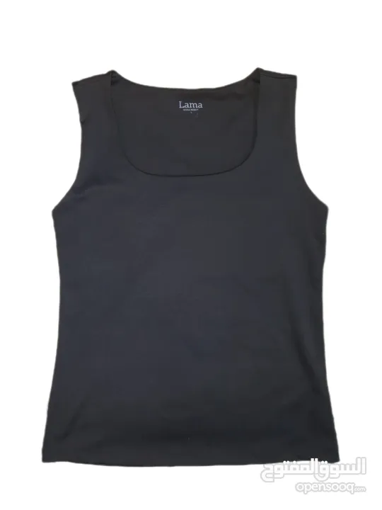 Top Basic Lama Moda Beirut  size: L - XL لون : اسود   قماشة لكل الفصول ( صيف ، ربيع ، خريف ، شتاء )