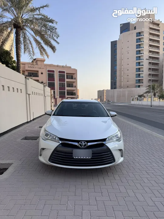 Toyota Camry GLX 2017