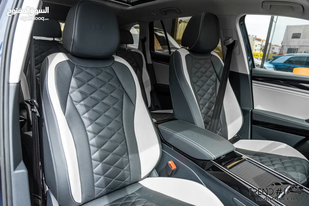 Volkswagen ID6 Crozz Pro 2022  السيارة مميزة جدا و قطعت مسافة 13,000 كيلو متر