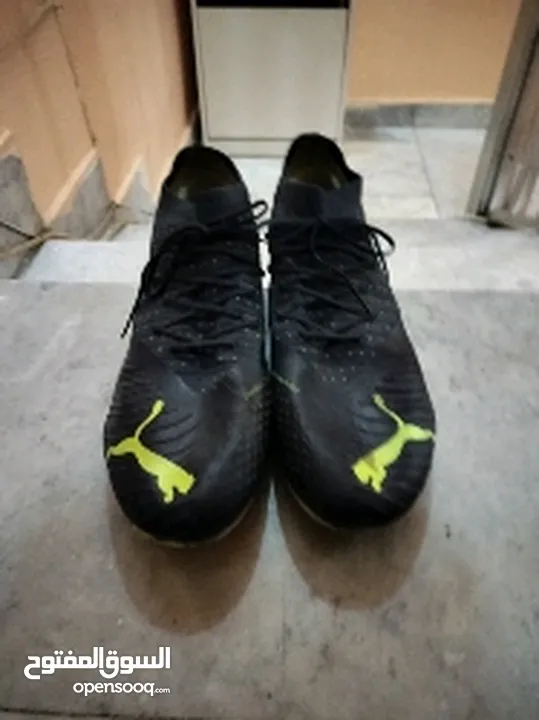 football shoes slightly used can negotiate price