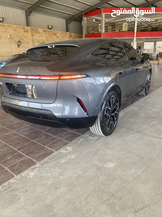 Changan Avatr 11 2023