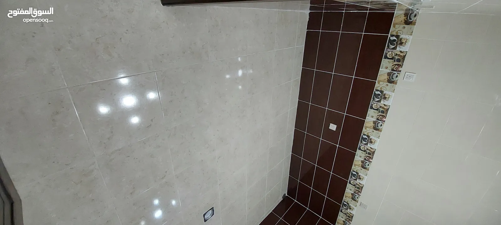 شقة فاخرة للبيع التاسعة كاش أو اقساط ط1هندسي 114 م اطلالة بحرية دائما
