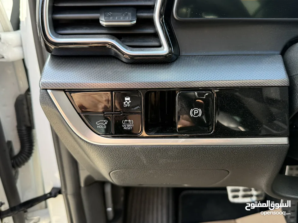 كيا سبورتاج GT Line ترخيص 2022 محرك 1600 هايبرد  جير أوتوماتيك 240 حصان