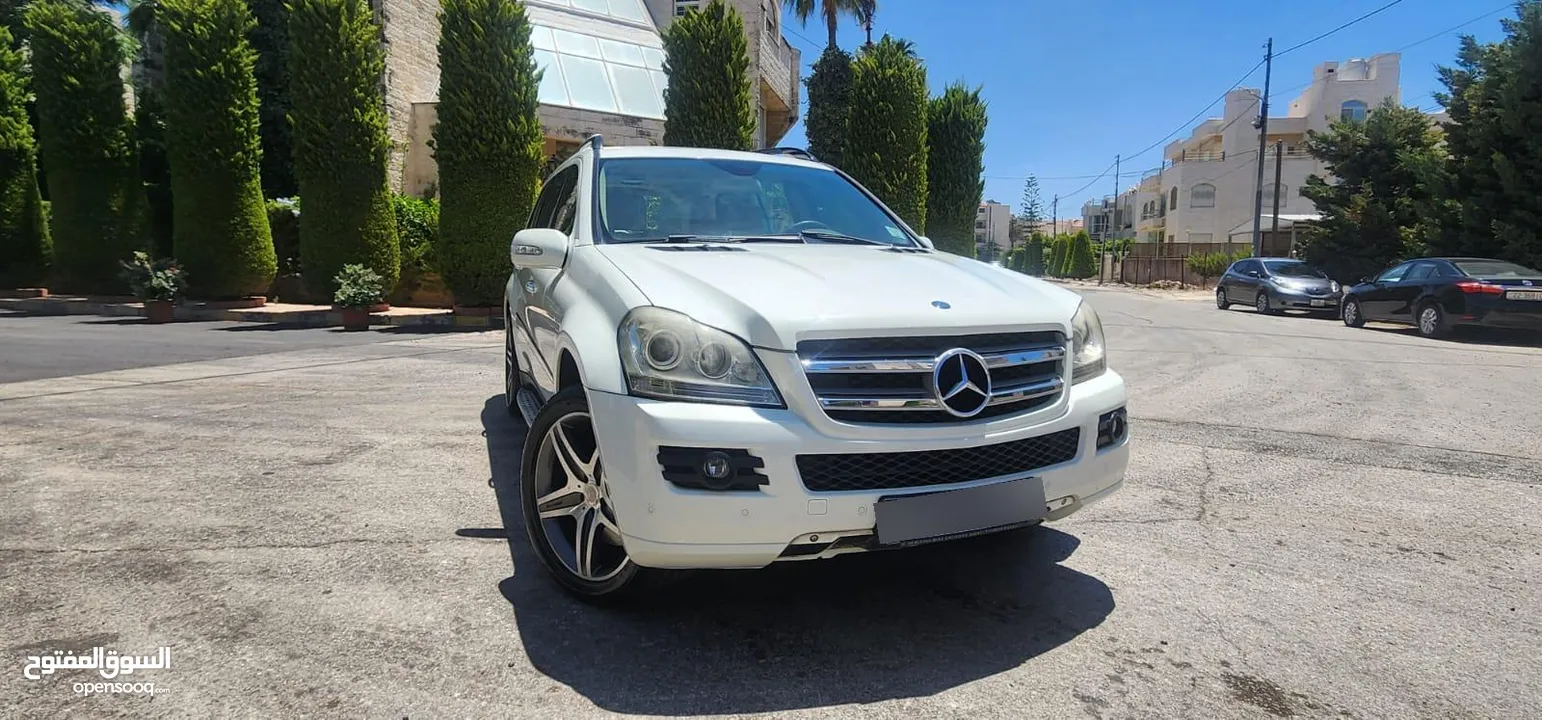 كاش أو اقساط من المالك مرسيدس GL 450 2008 AMG مالك اول من الشركه بحاله الوكاله فحص كامل