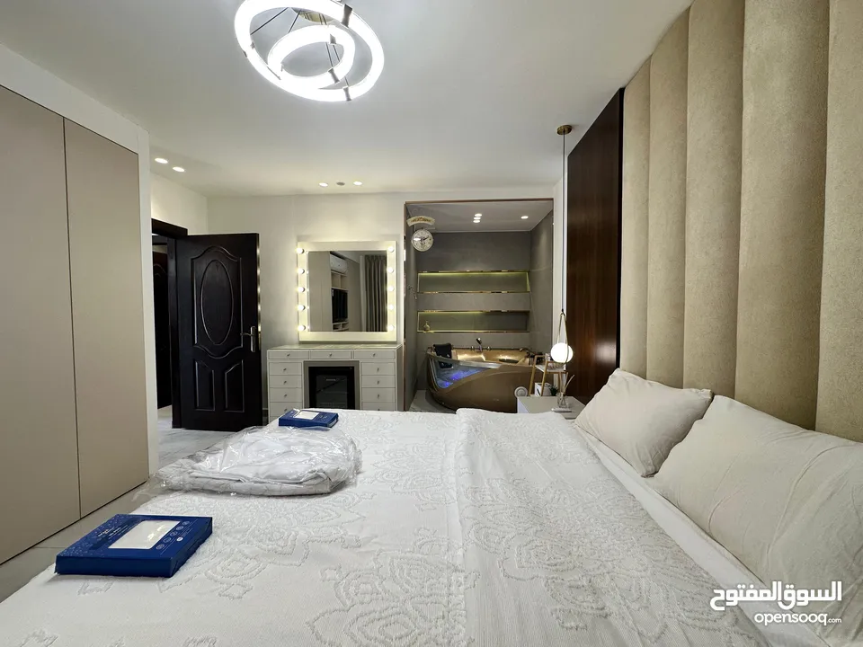 Furnished Apartment For Rent In Um Al Summaq ( Property 43036 )-174809384