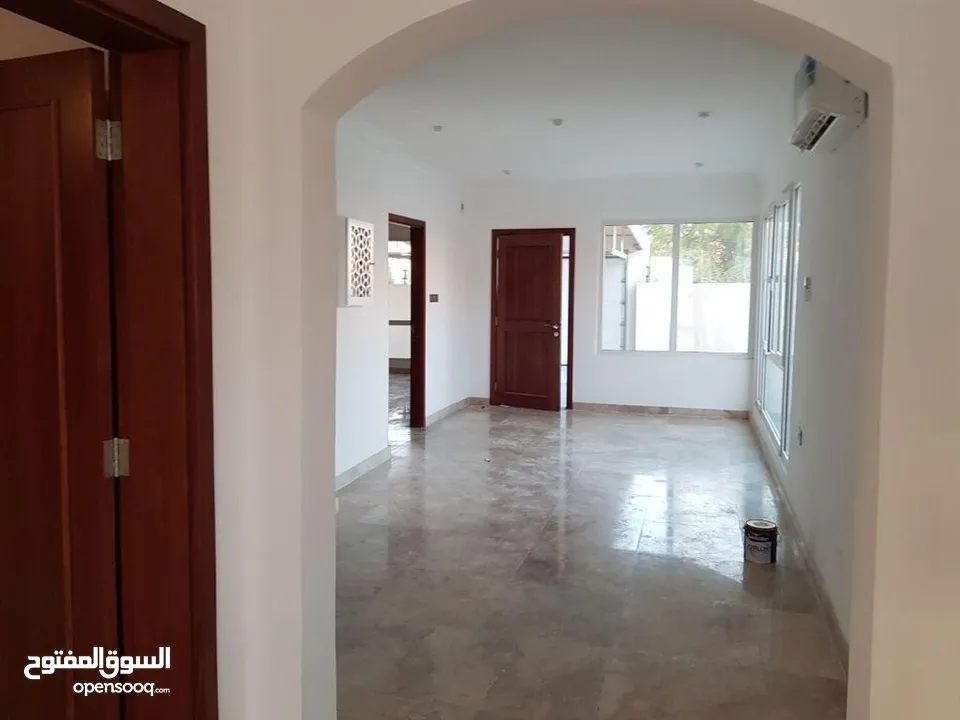 For Rent 6 Bhk Villa In Msq   للإيجار فيلا 6 غرف نوم في مدينه السلطان قابوس بالقرب من نادي الواحة