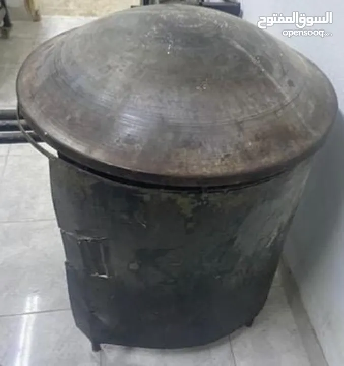 عده مطعم فلافل +عده محل معجنات +