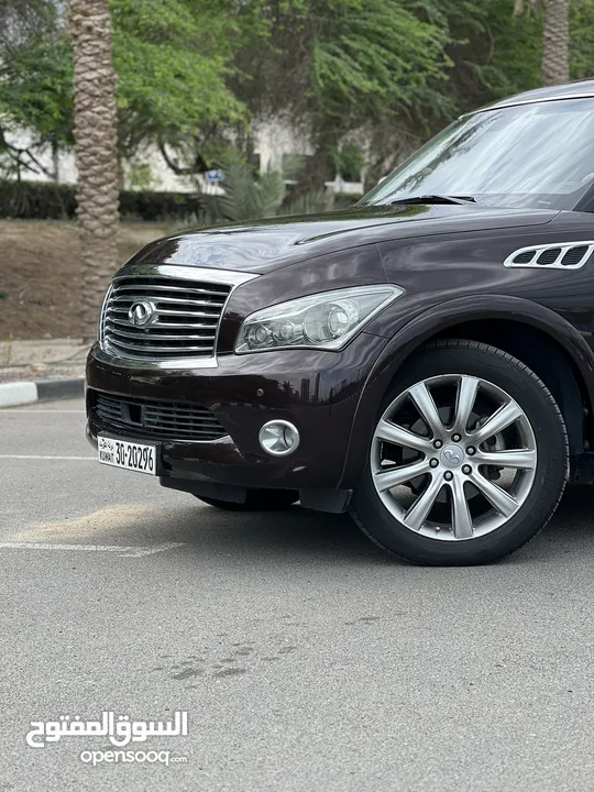 جيب انفنتي QX80 موديل 2013