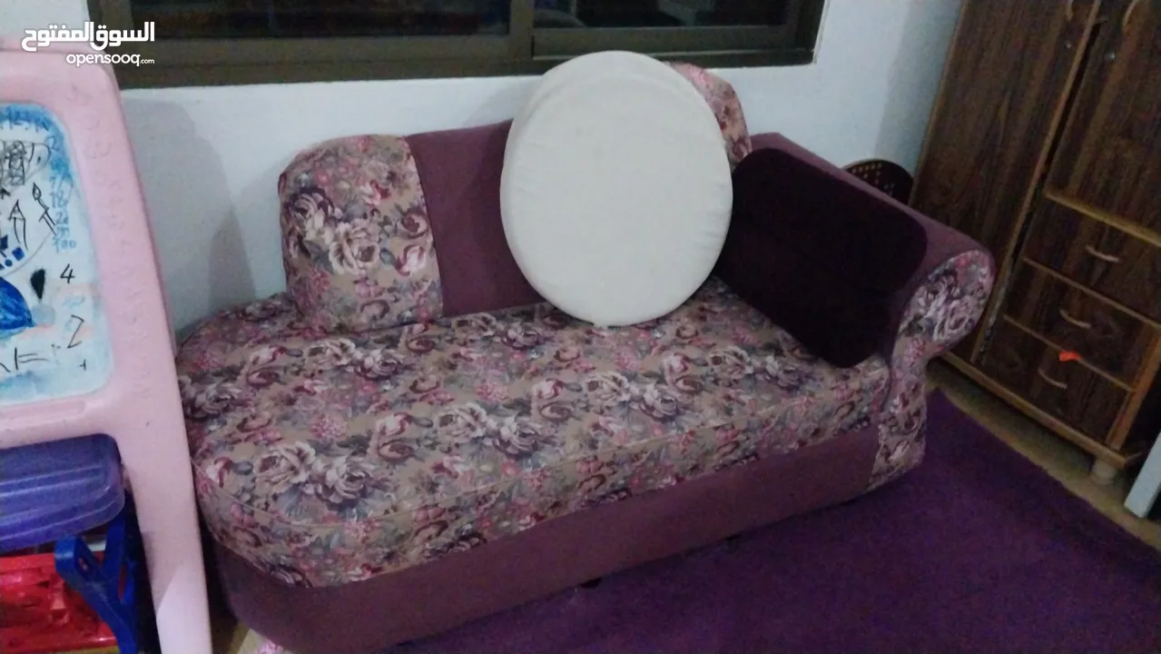 طقم كنب كورنر بحالة جيدة