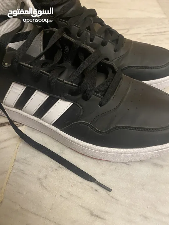 Adidas Hoops Mid بحالة الجديد بوت اديداس هووبس