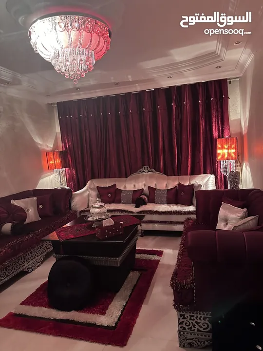 شقة فخمة ومميزة للايجار الحي الشرقي حديقة الزهراء