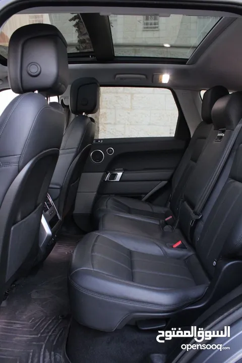 ‏2020 Land Rover Range Rover Sport Plug-In Hybrid HSE.. رنج روفر سبورت، كلين، فحص كامل، بسعر مميز..