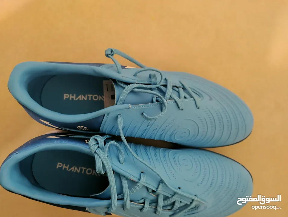 phantom GX \\ taratan shoes size:42 from nike