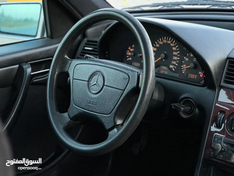 Mercedes C240 W202