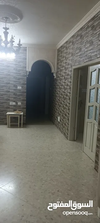شقه للايجار نابلس الجبل الشمالي دوار عصيره