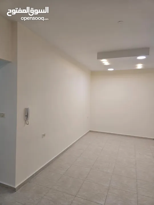 شقة سكنية  (كوشان طابو) سعر الكاش 85000 دولار وسعر التقسيط 90000 دولار