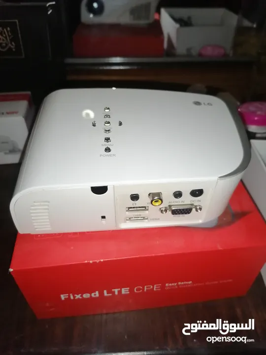 بروجيكتر LG HS201G