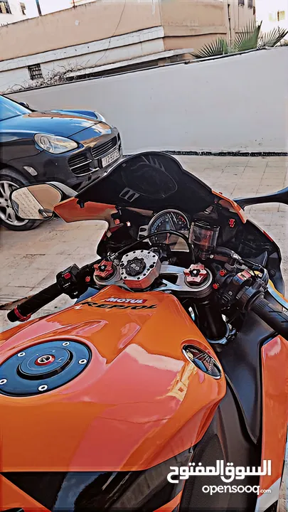 HONDA CBR1000RR REPSOL Fireblade