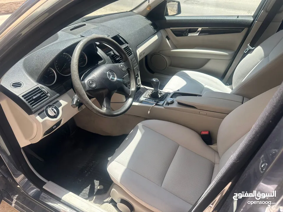 Mercedes‐Benz C‐180 BlueEFFICIENCY Kompressor 2010