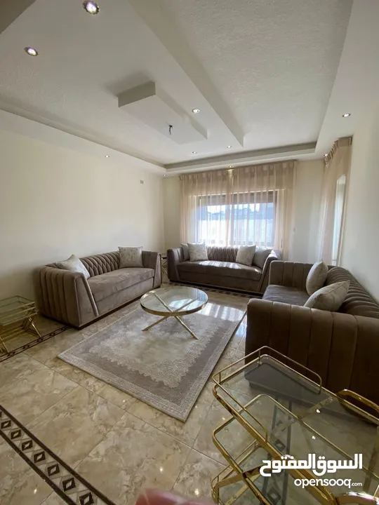 شقة غير مفروشة للإيجار ( Property 39034 ) سنوي فقط