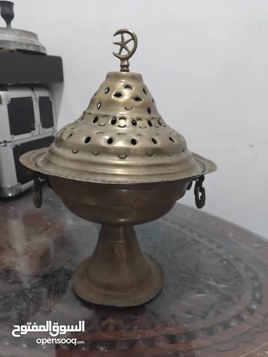 تحف ونحاسيات