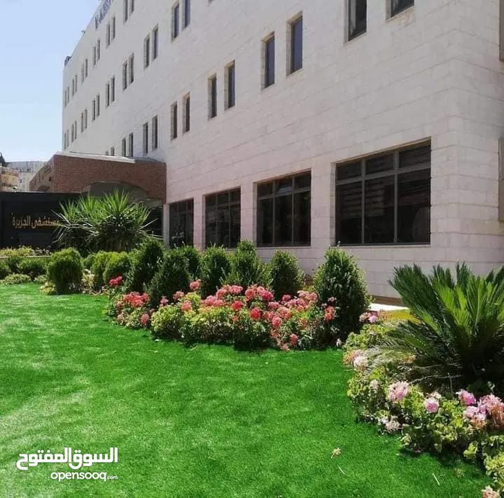 عشب ونجيل صناعي  باقل الاسعار واعلى المواصفات  بلجيكي  فيتنامي  صيني  اردني  اماراتي  خامات والوان