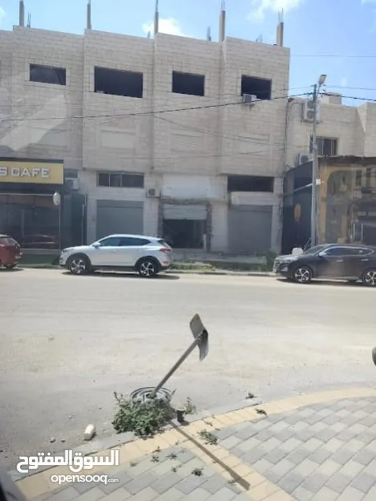 تأجير محل مشطب سوبر ديلوكس بالقرب من بنك فلسطين، شارع مجمع المحاكم