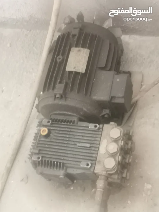 عدة محطه بناشر وغسيل سيارات للبيع