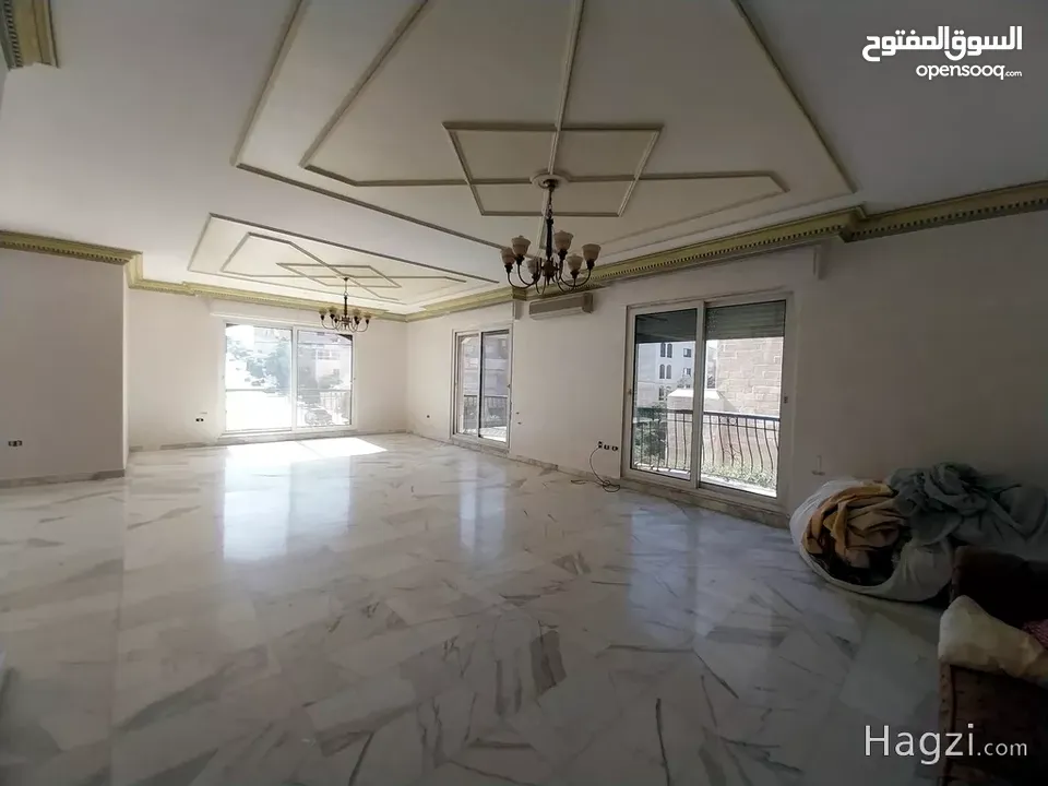 شقة غير مفروشة للإيجار 380م2 ( Property 17862 ) سنوي فقط