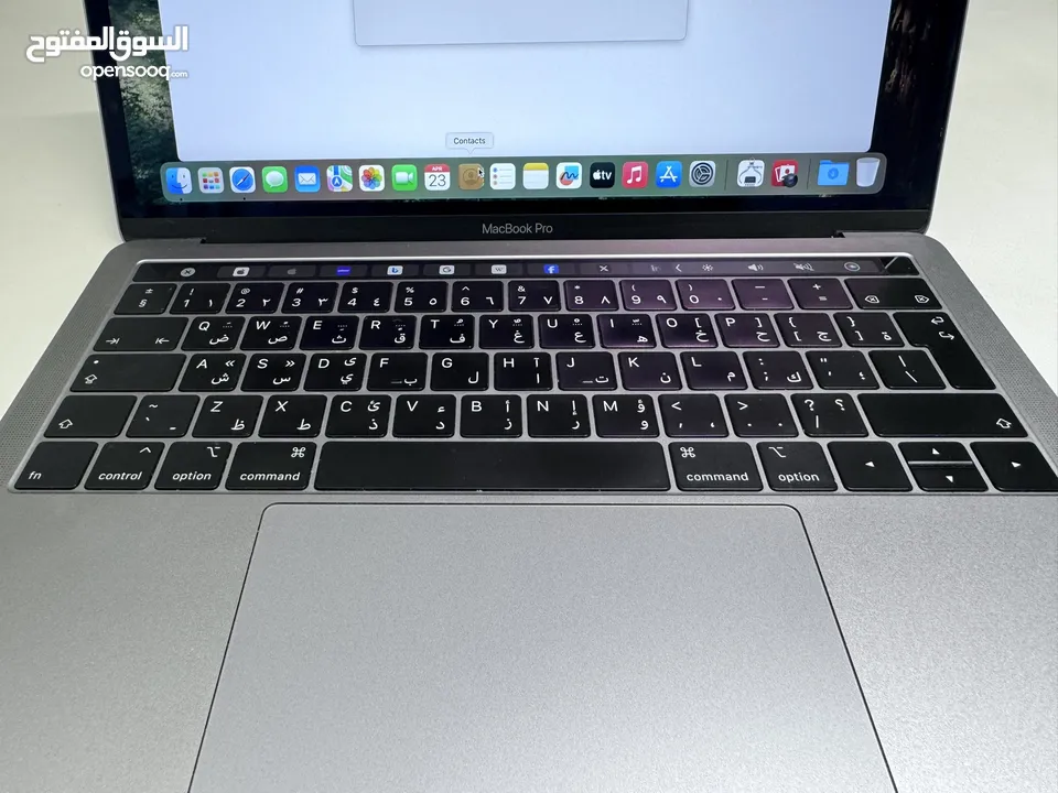 Macbook Pro 2019 Ram 8 G H.D 256 Touch Bar