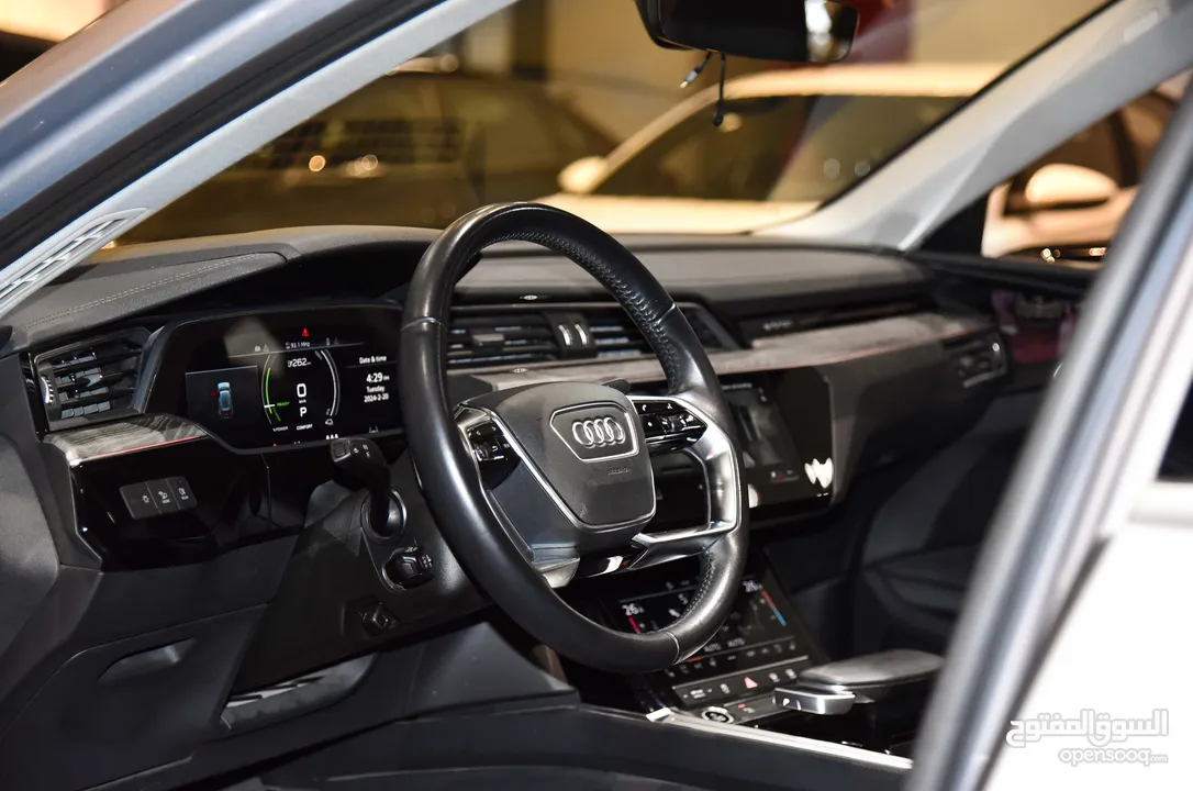 اودي ايترون كواترو 50 كهربائيه بالكامل 2021 Audi E-Tron 50 Quattro EV