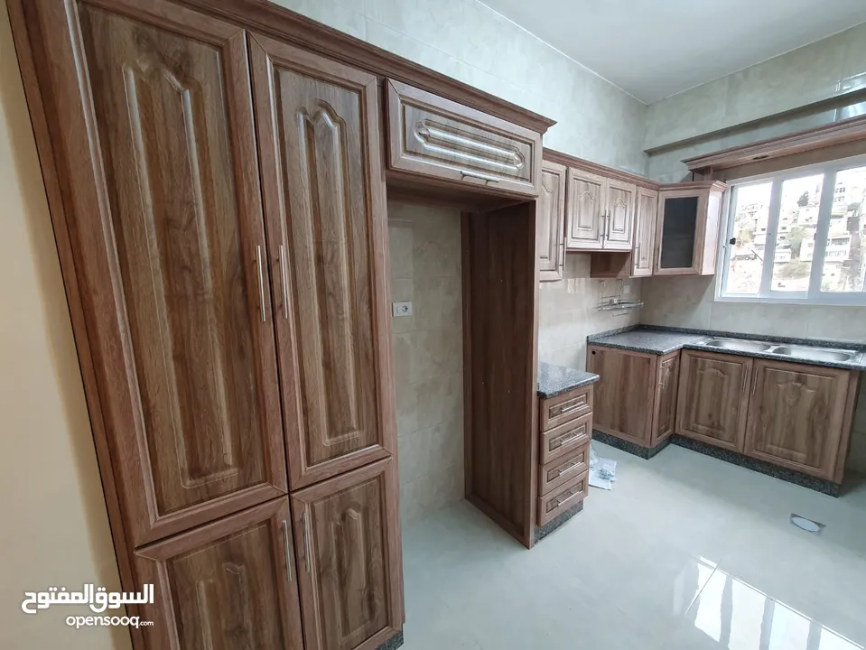 FOR RENT Unfurnished apartment (100m2) - للايجار شقه غير مفروشة (100م)